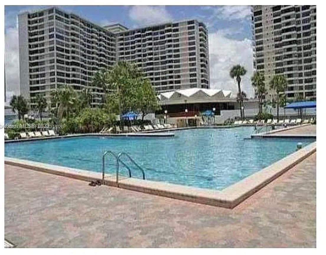 600 Three Islands Blvd # 807, Hallandale Beach FL 33009 - Hallandale Beach, FL - Photo 1