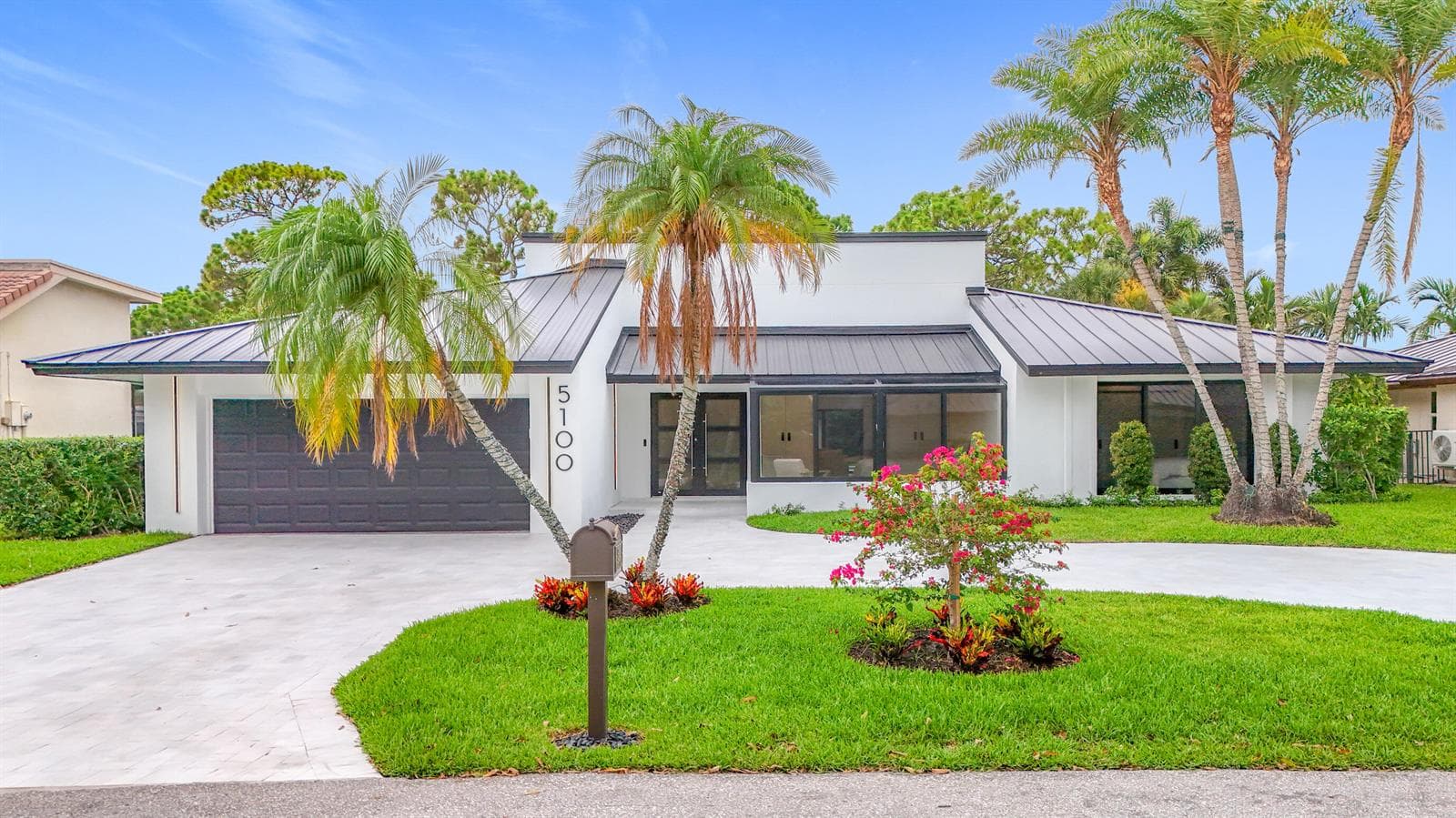 5100 Pineview Circle, Delray Beach FL 33445 - Delray Beach, FL - Photo 1
