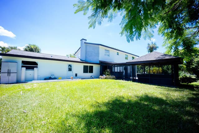 9435 EL PASO Drive, Lake Worth FL 33467 - Lake Worth, FL - Photo 3