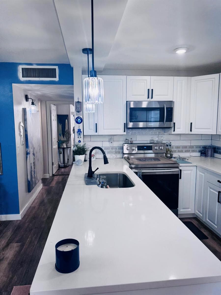 390 Saxony I, Delray Beach FL 33446 - Delray Beach, FL - Photo 1