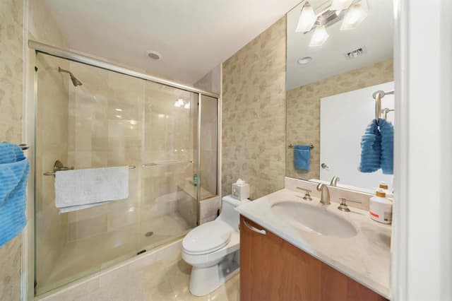 701 SE 21ST Avenue # 302, Deerfield Beach FL 33441 - Deerfield Beach, FL - Photo 4