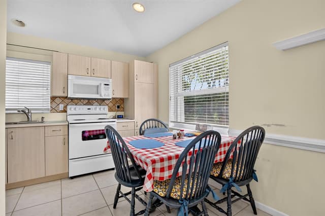 13030 Hampton Lakes Circle, Boynton Beach FL 33436 - Boynton Beach, FL - Photo 4