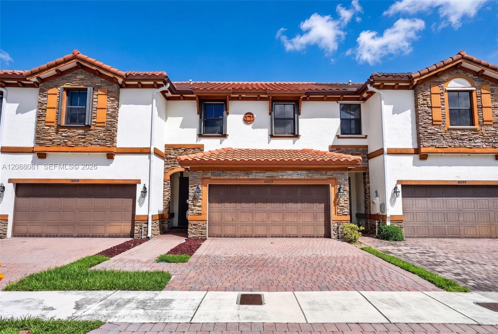 16605 SW 42nd Way, Miami FL 33185 - Miami, FL - Photo 1