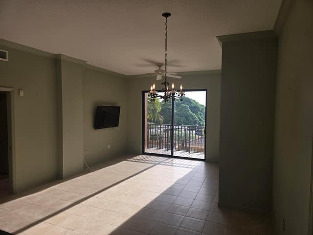 511 Lucerne Avenue # 512, FL 33460 - Photo 7