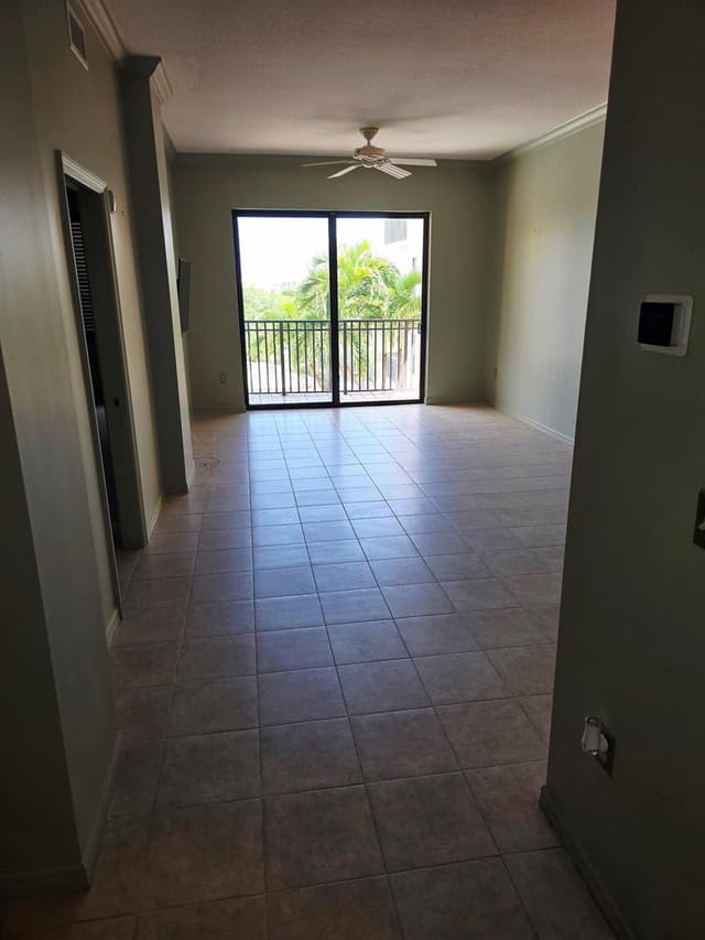 511 Lucerne Avenue # 512, FL 33460 - Photo 5