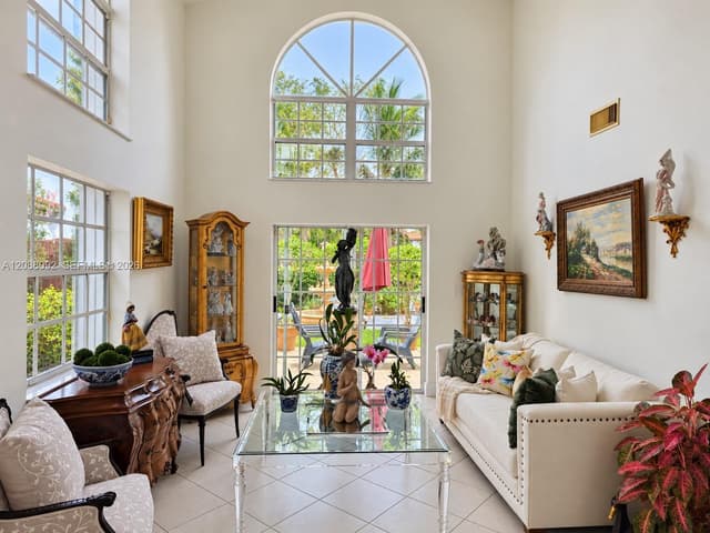 16020 SW 42nd Ter, Miami FL 33185 - Miami, FL - Photo 6