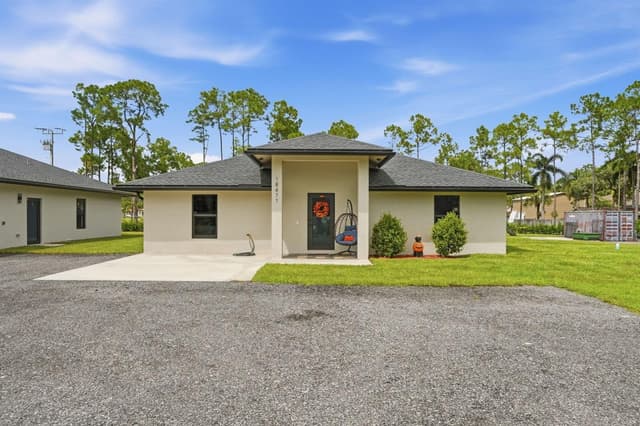 18477 Sycamore Drive W, FL 33470 - Photo 5