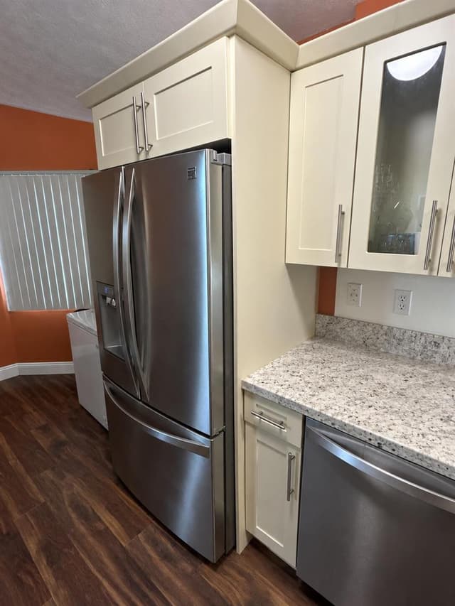 1322 E GLEN OAK Road, North Lauderdale FL 33068 - North Lauderdale, FL - Photo 7