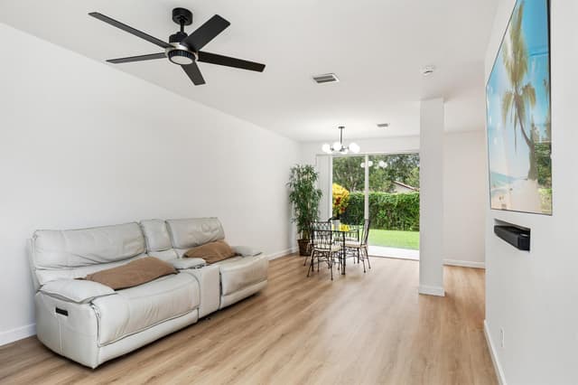 15266 SW 49TH Street, Davie FL 33331 - Davie, FL - Photo 6