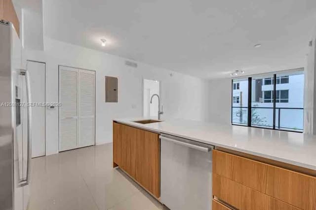 201 SW 17th Rd # 302, Miami FL 33129 - Miami, FL - Photo 2