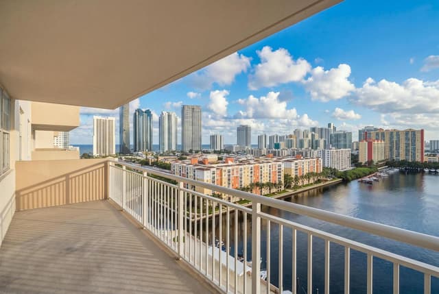 250 174TH Street # 1719, Sunny Isles Beach FL 33160 - Sunny Isles Beach, FL - Photo 5