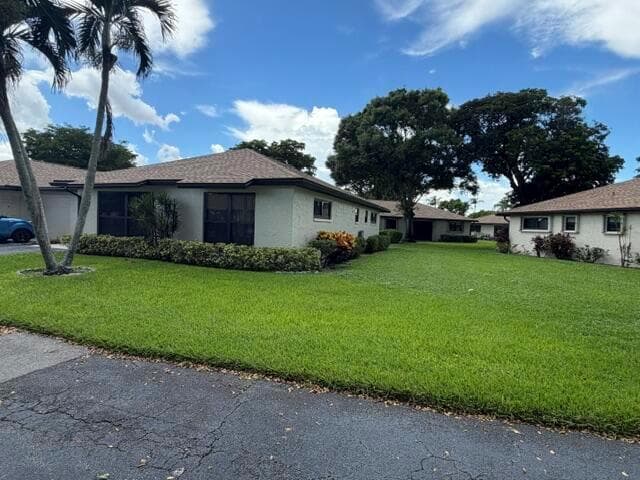 4695 ROBINWOOD Place # B, Boynton Beach FL 33436