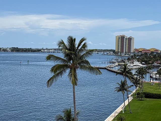 401 Lake Shore Drive # 802, Lake Park FL 33403 - Lake Park, FL - Photo 5
