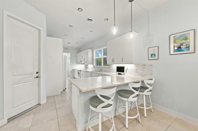 4956 Borland Lane, Palm Beach Gardens FL 33418 - Palm Beach Gardens, FL - Photo 7