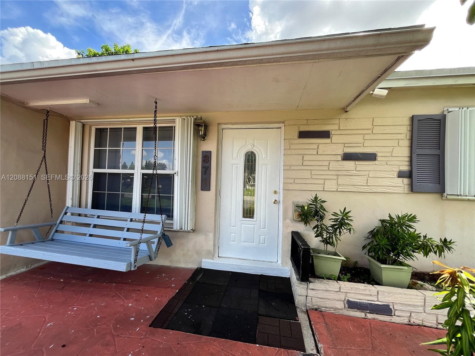 371 SW 67th Ter, Pembroke Pines FL 33023