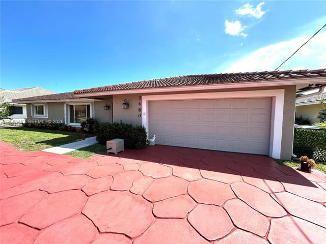 2480 NE 46th St, Lighthouse Point FL 33064 - Lighthouse Point, FL - Photo 2
