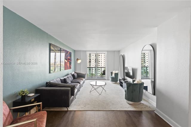 19370 Collins Ave # 816, Sunny Isles Beach FL 33160 - Sunny Isles Beach, FL - Photo 2