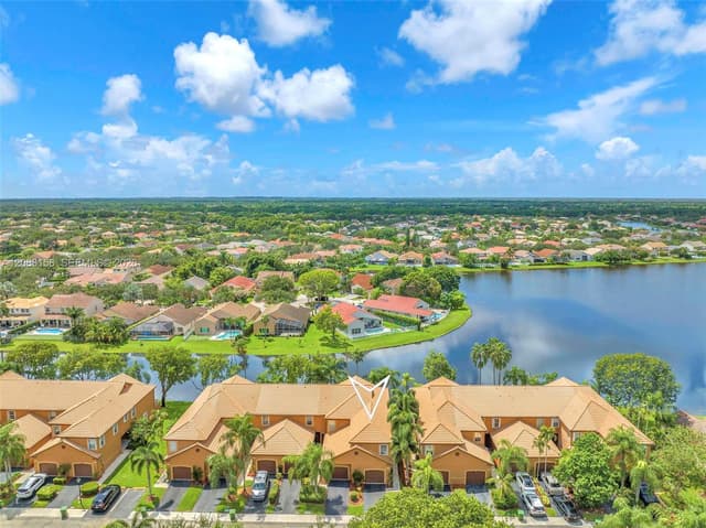 1303 Presidio Dr # 41, Weston FL 33327 - Weston, FL - Photo 6