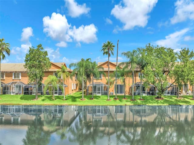 1303 Presidio Dr # 41, Weston FL 33327 - Weston, FL - Photo 7