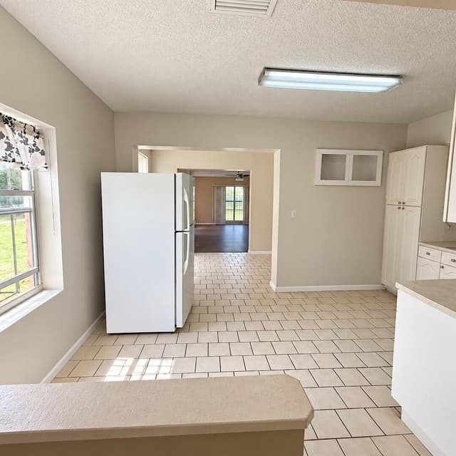 915 RUTLAND Street, Opa-Locka FL 33054 - Opa-Locka, FL - Photo 6