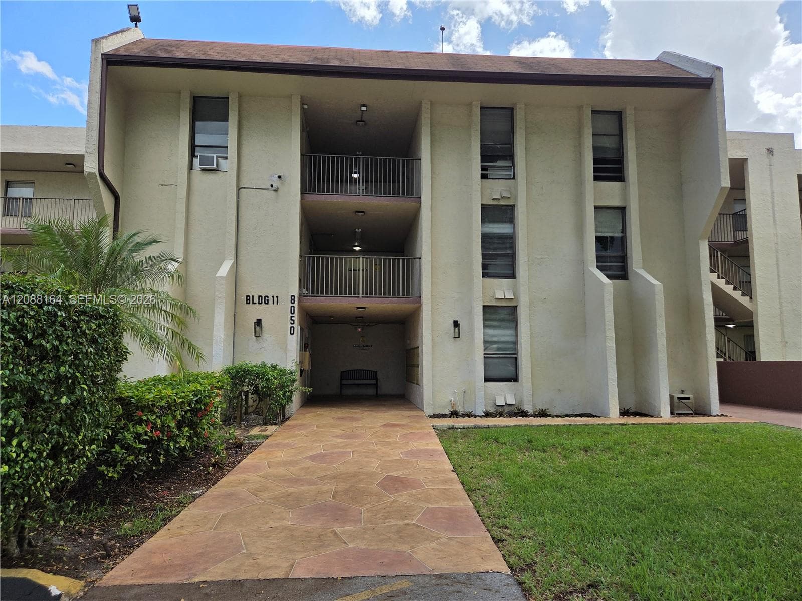 8050 W Mcnab Rd # 310, Tamarac FL 33321