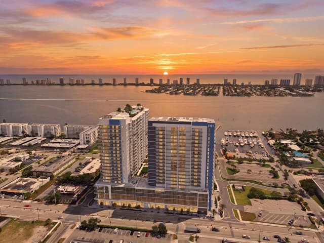 220 Lake Shore Drive # 1407, Lake Park FL 33403 - Lake Park, FL - Photo 2