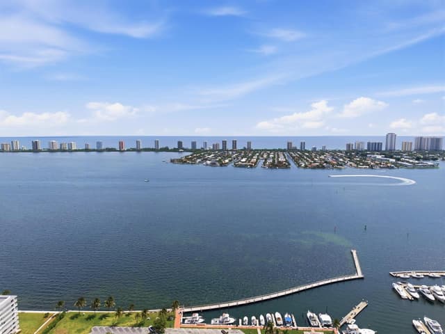 220 Lake Shore Drive # 1407, Lake Park FL 33403 - Lake Park, FL - Photo 3