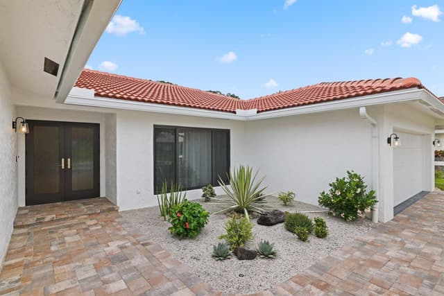 20195 Back 9 Drive, Boca Raton FL 33498 - Boca Raton, FL - Photo 4