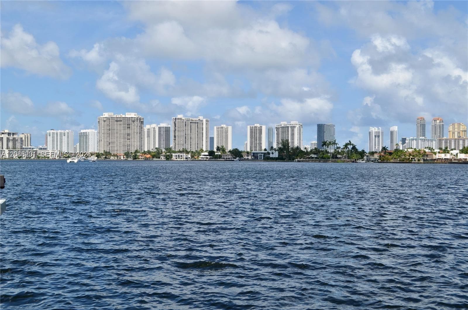 16570 NE 26th Ave # 4D, North Miami Beach FL 33160 - North Miami Beach, FL - Photo 1