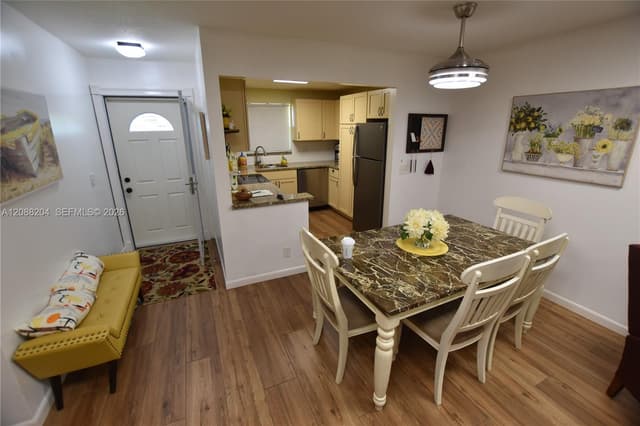 2941 Crosley Dr W # H, West Palm Beach FL 33415 - West Palm Beach, FL - Photo 2