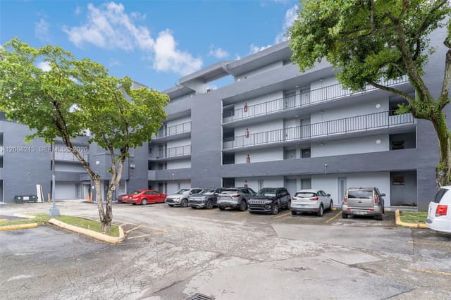 210 Fontainebleau Blvd # 410, Miami FL 33172 - Miami, FL - Photo 2