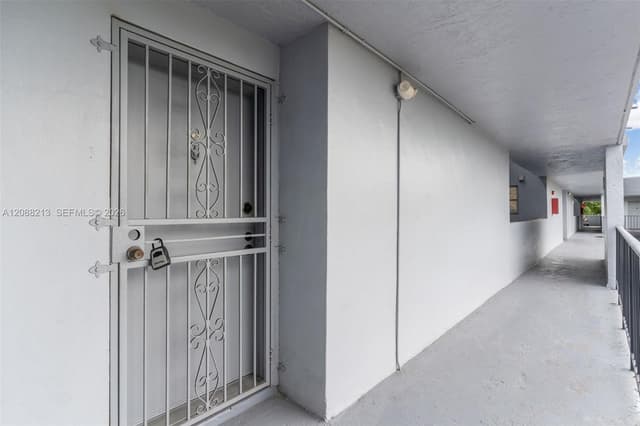 210 Fontainebleau Blvd # 410, Miami FL 33172 - Miami, FL - Photo 3