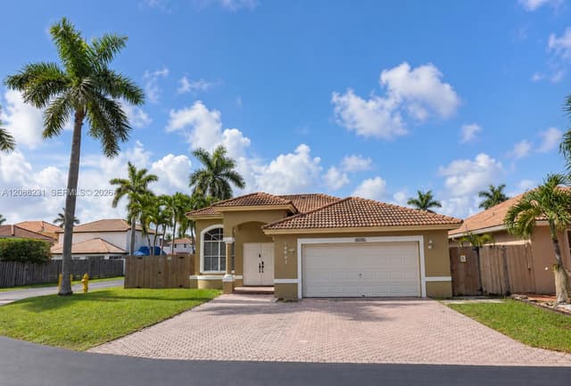 16362 SW 94th St, Miami FL 33196 - Miami, FL - Photo 2
