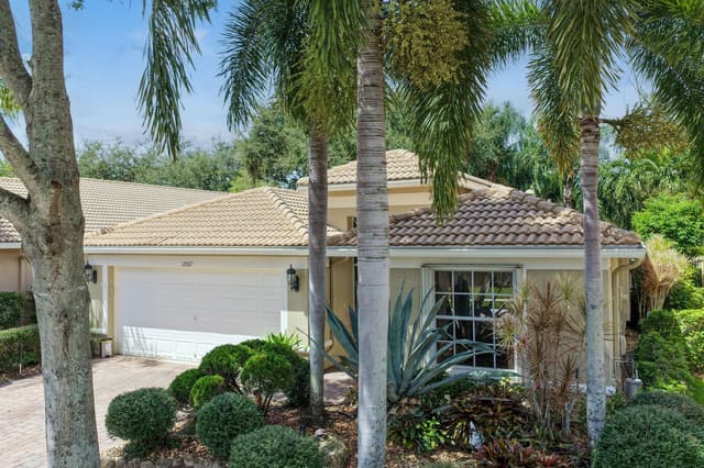 12107 ROMA Road, Boynton Beach FL 33437 - Boynton Beach, FL - Photo 2