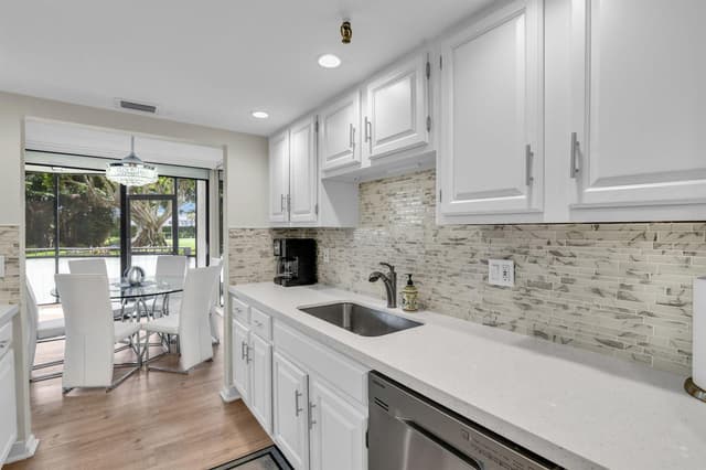 899 Jeffery Street # 109, Boca Raton FL 33487 - Boca Raton, FL - Photo 3
