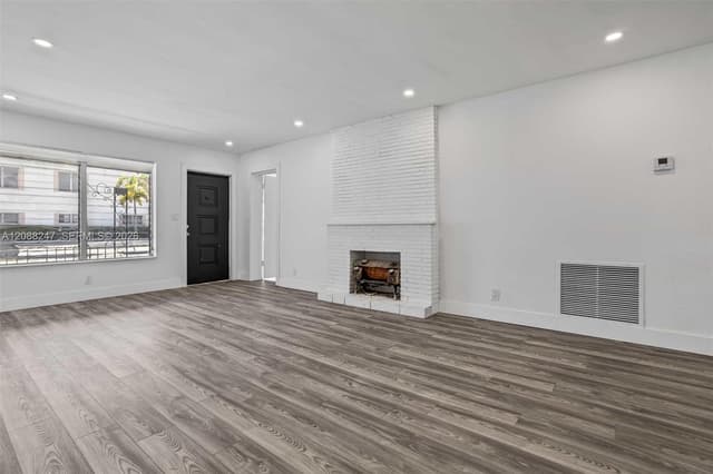 2517 Polk St, Hollywood FL 33020 - Hollywood, FL - Photo 6
