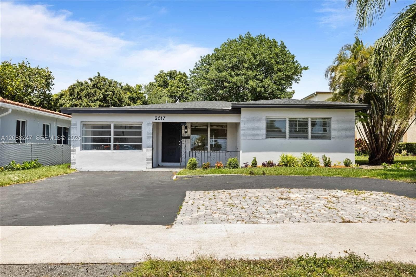 2517 Polk St, Hollywood FL 33020 - Hollywood, FL - Photo 1