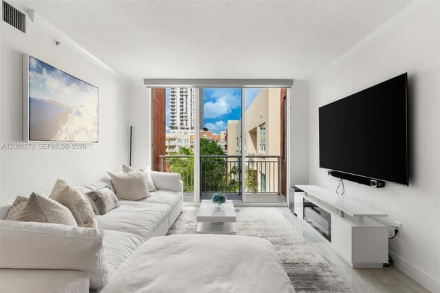 2000 N Bayshore Dr # 619, Miami FL 33137 - Miami, FL - Photo 4