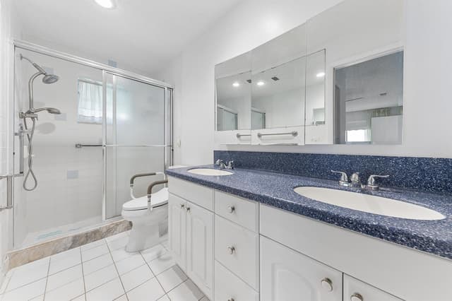 2070 SW 13TH Terrace, Boynton Beach FL 33426 - Boynton Beach, FL - Photo 6