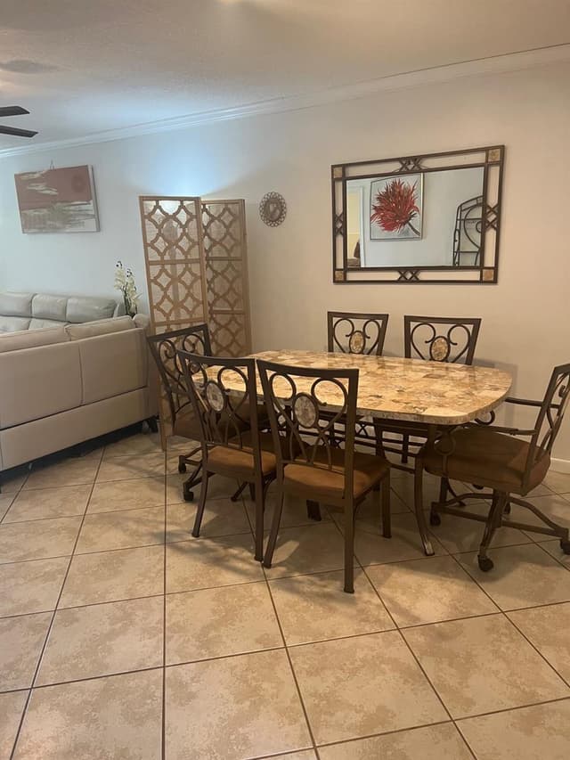 9410 N HOLLYBROOK LAKE Drive # 302, Pembroke Pines FL 33025 - Pembroke Pines, FL - Photo 6