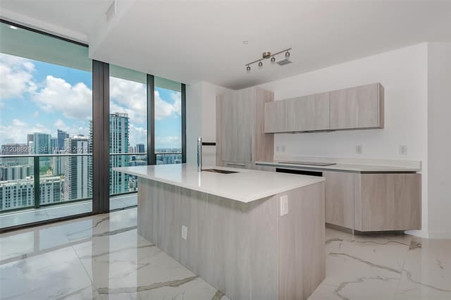 480 NE 31st St # 3201, Miami FL 33137 - Miami, FL - Photo 4