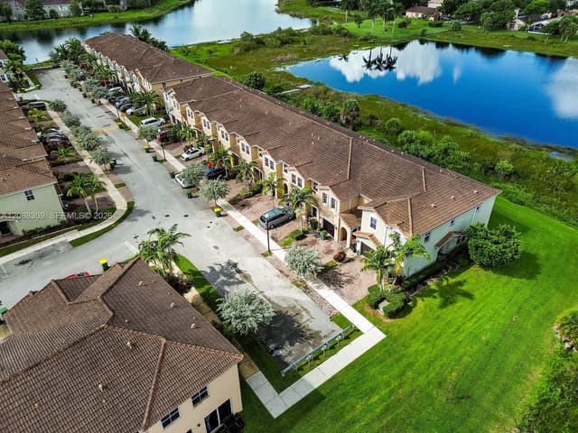 1386 SE 23rd Ter, Homestead FL 33035 - Homestead, FL - Photo 4