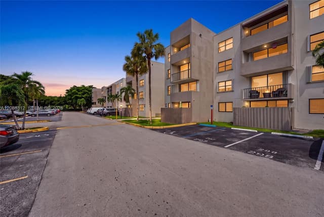 8002 SW 149th Ave # B216, Miami FL 33193 - Miami, FL - Photo 2