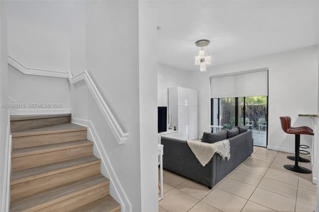 11249 NW 88th Ter, Doral FL 33178 - Doral, FL - Photo 7