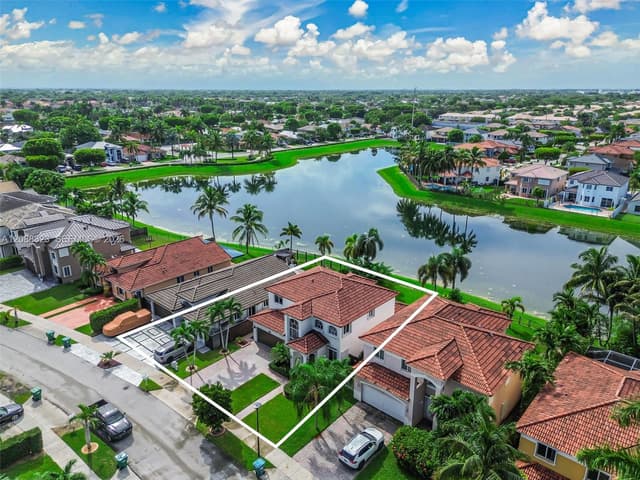 16290 SW 68th Ter, Miami FL 33193 - Miami, FL - Photo 4