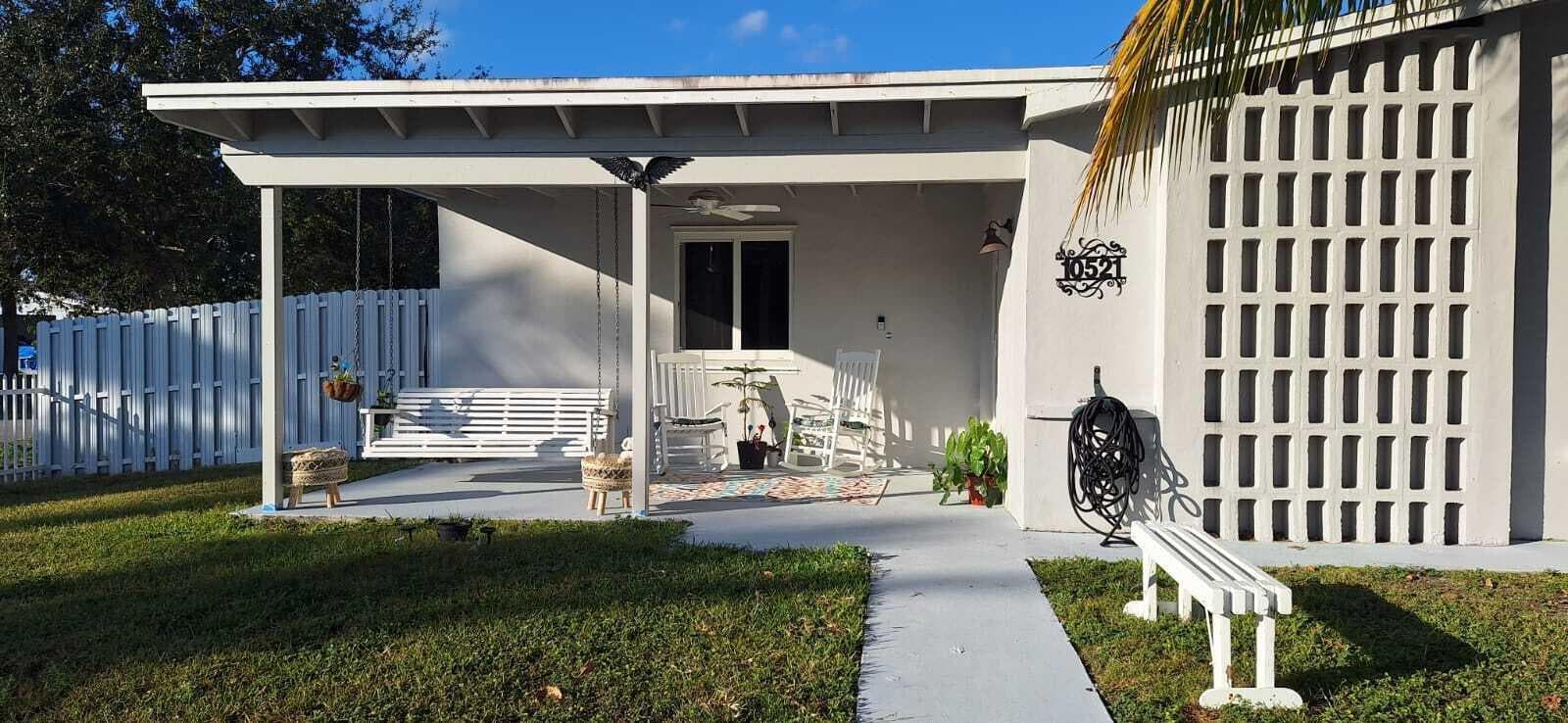 10521 SW 201st Terrace, Cutler Bay FL 33189 - Cutler Bay, FL - Photo 1