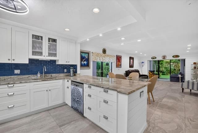 21864 Arriba Real, Boca Raton FL 33433 - Boca Raton, FL - Photo 6
