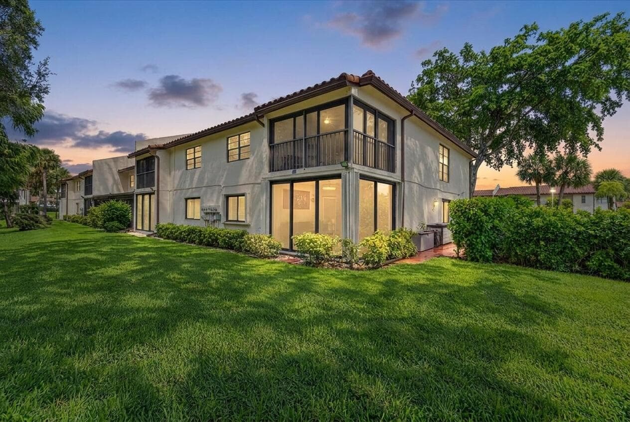 21864 Arriba Real, Boca Raton FL 33433 - Boca Raton, FL - Photo 1