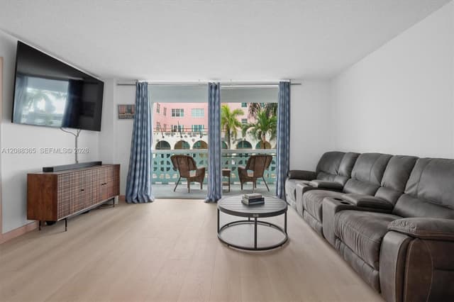 1 N Golfview Rd # 201, Lake Worth FL 33460 - Lake Worth, FL - Photo 3