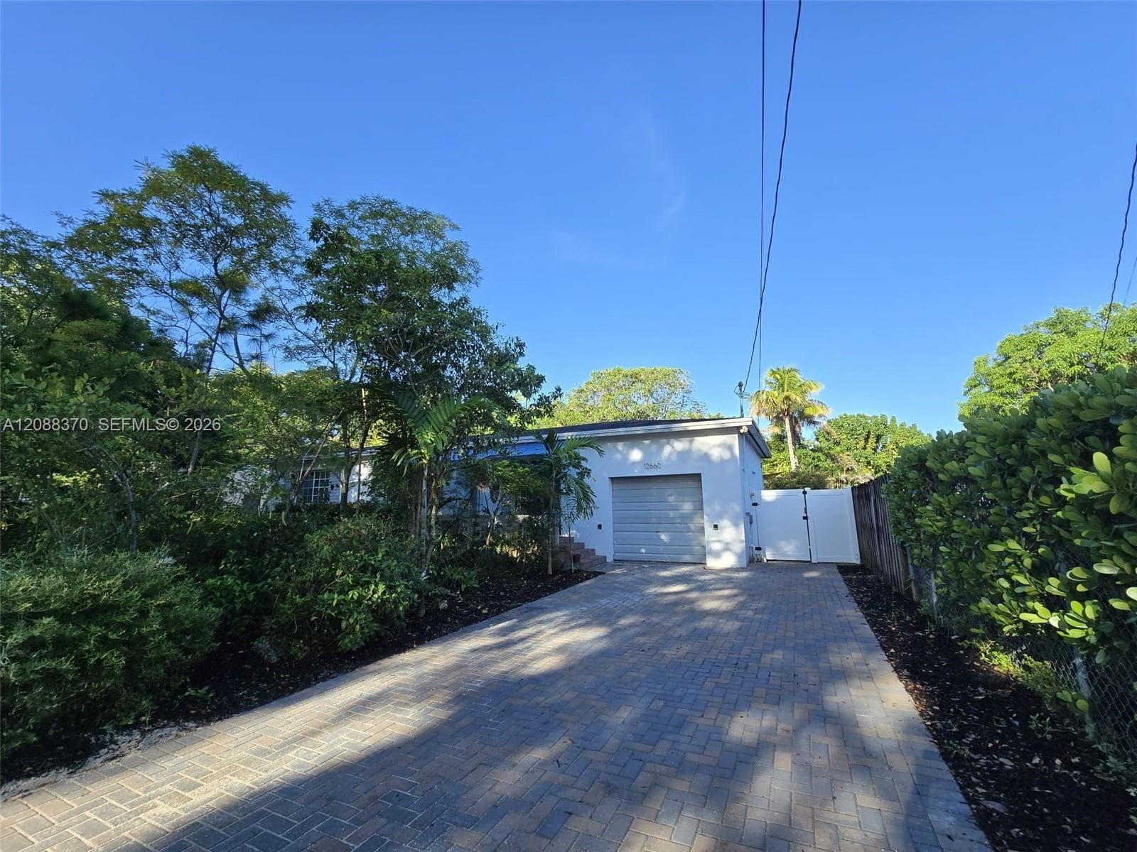 12660 NE 4th Ave, North Miami FL 33161